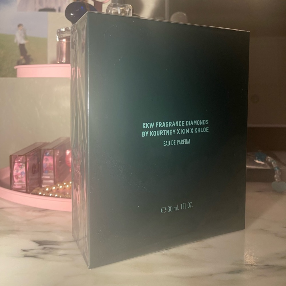 KKW Diamond Emerald Fragrance- Sister’s Collection (Kim’s)